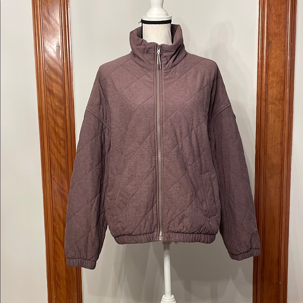 Vuori Halo Insulated Hazel Heather Quilted Puffer Jacket with Stand-Up Collar